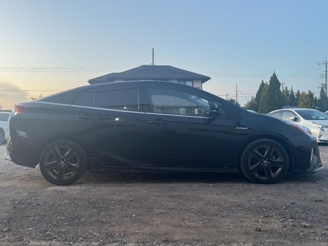 プリウス Aツーリングセレクション 1年保証付き/TRDエアロ/黒革/純正9型ナビ/BSM/セーフティセンス/クルコン/シートヒーター/HUD/ドラレコ/バックカメラ/フルセグTV/BT再生/LEDヘッドライト/オートライト/電格ミラー(9枚目)