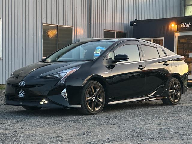 プリウス Aツーリングセレクション 1年保証付き/TRDエアロ/黒革/純正9型ナビ/BSM/セーフティセンス/クルコン/シートヒーター/HUD/ドラレコ/バックカメラ/フルセグTV/BT再生/LEDヘッドライト/オートライト/電格ミラー(14枚目)