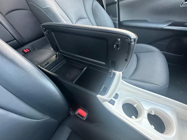プリウス Aツーリングセレクション 1年保証付き/TRDエアロ/黒革/純正9型ナビ/BSM/セーフティセンス/クルコン/シートヒーター/HUD/ドラレコ/バックカメラ/フルセグTV/BT再生/LEDヘッドライト/オートライト/電格ミラー(35枚目)