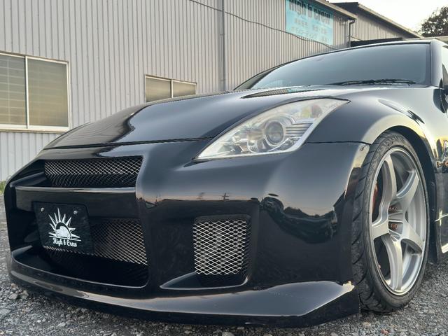 フェアレディZ バージョンS 6MT/R35ルックウェーバースポーツエアロ/GTウイング/エンケイRP03/ローダウン/セミバケ/MOMOステ/LEDテール/アルパインオーディオ/社外マフラー/ブレンボキャリパー/ETC(14枚目)