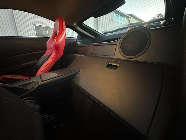 フェアレディZ バージョンS 6MT/R35ルックウェーバースポーツエアロ/GTウイング/エンケイRP03/ローダウン/セミバケ/MOMOステ/LEDテール/アルパインオーディオ/社外マフラー/ブレンボキャリパー/ETC(29枚目)