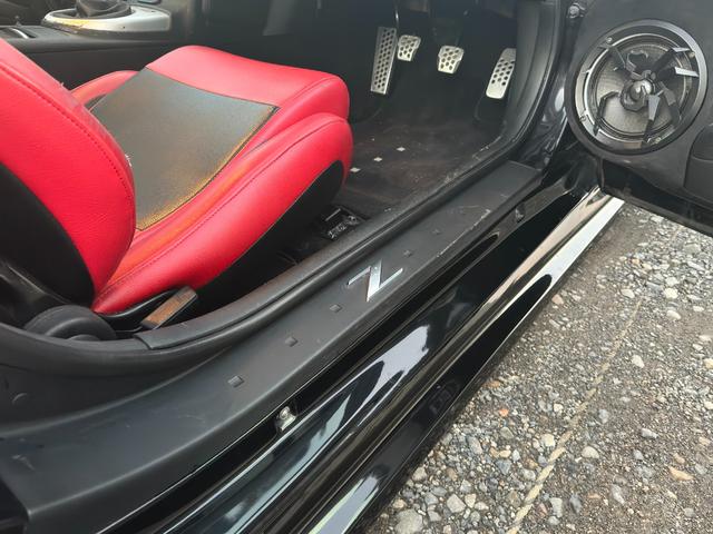 フェアレディZ バージョンS 6MT/R35ルックウェーバースポーツエアロ/GTウイング/エンケイRP03/ローダウン/セミバケ/MOMOステ/LEDテール/アルパインオーディオ/社外マフラー/ブレンボキャリパー/ETC(35枚目)