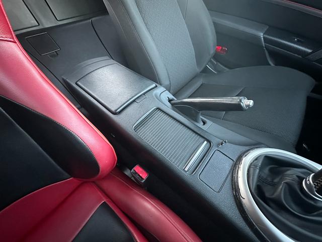 フェアレディZ バージョンS 6MT/R35ルックウェーバースポーツエアロ/GTウイング/エンケイRP03/ローダウン/セミバケ/MOMOステ/LEDテール/アルパインオーディオ/社外マフラー/ブレンボキャリパー/ETC(45枚目)