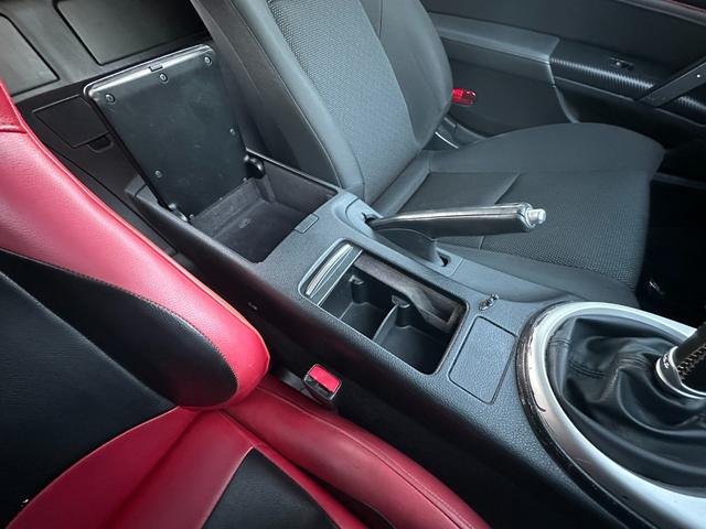 フェアレディZ バージョンS 6MT/R35ルックウェーバースポーツエアロ/GTウイング/エンケイRP03/ローダウン/セミバケ/MOMOステ/LEDテール/アルパインオーディオ/社外マフラー/ブレンボキャリパー/ETC(46枚目)