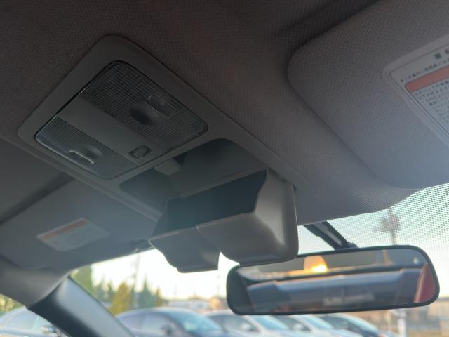 フェアレディZ バージョンS 6MT/R35ルックウェーバースポーツエアロ/GTウイング/エンケイRP03/ローダウン/セミバケ/MOMOステ/LEDテール/アルパインオーディオ/社外マフラー/ブレンボキャリパー/ETC(56枚目)