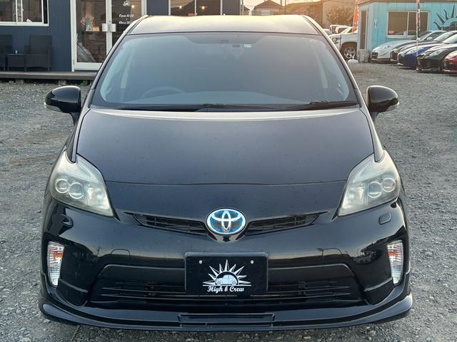 プリウス Ｓツーリングセレクション　１年保証付／純正ＯＰフルエアロ／サイバーナビ／フルセグＴＶ／バックカメラ／Ｂｌｕｅｔｏｏｔｈ再生／ＥＴＣ／全周囲ドラレコ／黒内装／ＬＥＤヘッドライト／グレード専用１７ＡＷ／ヘッドライトウォッシャー（6枚目）