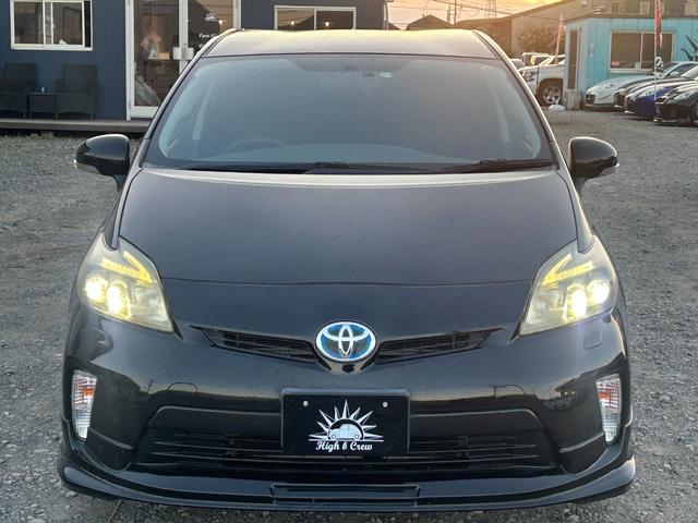 プリウス Ｓツーリングセレクション　１年保証付／純正ＯＰフルエアロ／サイバーナビ／フルセグＴＶ／バックカメラ／Ｂｌｕｅｔｏｏｔｈ再生／ＥＴＣ／全周囲ドラレコ／黒内装／ＬＥＤヘッドライト／グレード専用１７ＡＷ／ヘッドライトウォッシャー（7枚目）