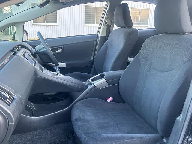 プリウス Ｓツーリングセレクション　１年保証付／純正ＯＰフルエアロ／サイバーナビ／フルセグＴＶ／バックカメラ／Ｂｌｕｅｔｏｏｔｈ再生／ＥＴＣ／全周囲ドラレコ／黒内装／ＬＥＤヘッドライト／グレード専用１７ＡＷ／ヘッドライトウォッシャー（20枚目）