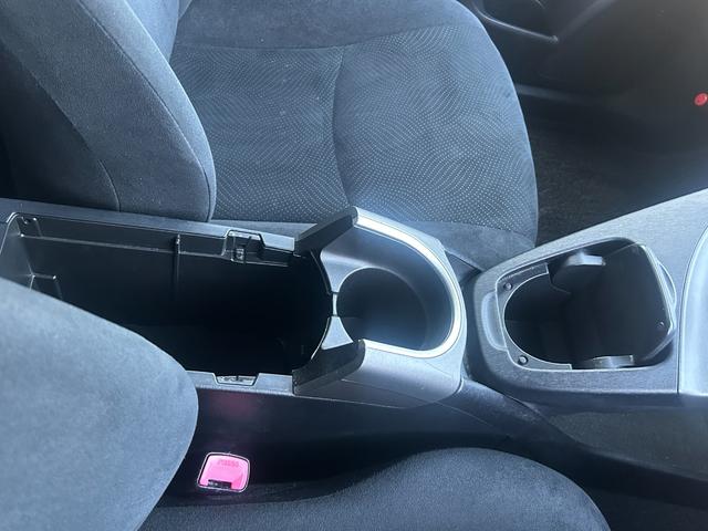 プリウス Ｓツーリングセレクション　１年保証付／純正ＯＰフルエアロ／サイバーナビ／フルセグＴＶ／バックカメラ／Ｂｌｕｅｔｏｏｔｈ再生／ＥＴＣ／全周囲ドラレコ／黒内装／ＬＥＤヘッドライト／グレード専用１７ＡＷ／ヘッドライトウォッシャー（29枚目）