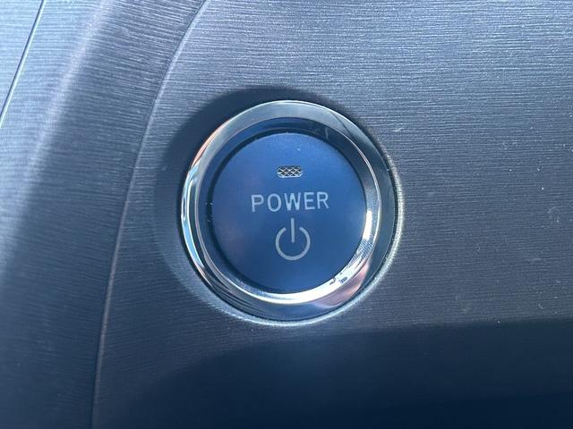 プリウス Ｓツーリングセレクション　１年保証付／純正ＯＰフルエアロ／サイバーナビ／フルセグＴＶ／バックカメラ／Ｂｌｕｅｔｏｏｔｈ再生／ＥＴＣ／全周囲ドラレコ／黒内装／ＬＥＤヘッドライト／グレード専用１７ＡＷ／ヘッドライトウォッシャー（31枚目）