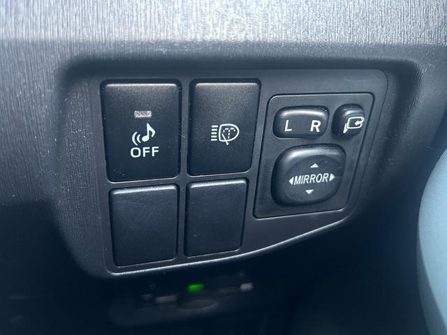 プリウス Ｓツーリングセレクション　１年保証付／純正ＯＰフルエアロ／サイバーナビ／フルセグＴＶ／バックカメラ／Ｂｌｕｅｔｏｏｔｈ再生／ＥＴＣ／全周囲ドラレコ／黒内装／ＬＥＤヘッドライト／グレード専用１７ＡＷ／ヘッドライトウォッシャー（40枚目）