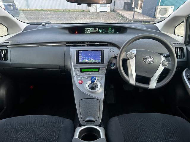 プリウス Ｓツーリングセレクション　１年保証付／純正ＯＰフルエアロ／サイバーナビ／フルセグＴＶ／バックカメラ／Ｂｌｕｅｔｏｏｔｈ再生／ＥＴＣ／全周囲ドラレコ／黒内装／ＬＥＤヘッドライト／グレード専用１７ＡＷ／ヘッドライトウォッシャー（45枚目）