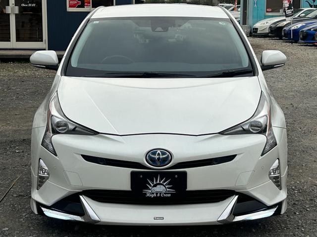 プリウス Ｓセーフティプラス　１年保証付き／モデリスタエアロ／禁煙車／レーダークルーズ／クリアランスソナー／純正ナビ／フルセグＴＶ／Ｂｌｕｅｔｏｏｔｈ再生／バックカメラ／ＥＴＣ／フォグランプ／革巻きステアリング（7枚目）