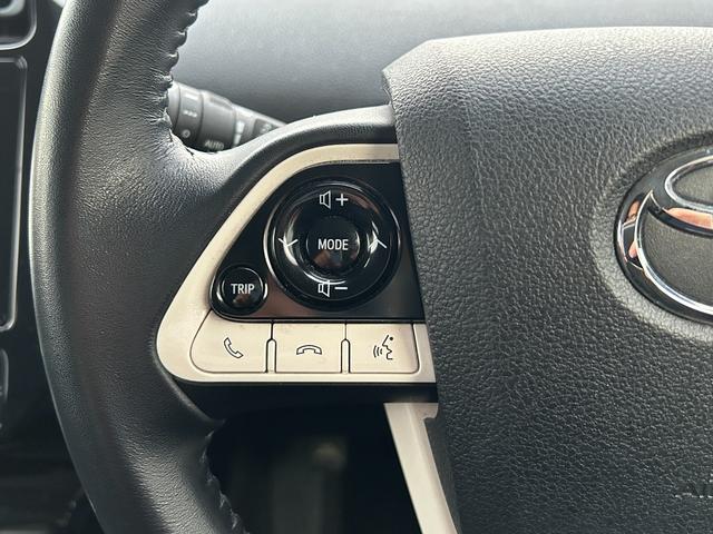 プリウス Ｓセーフティプラス　１年保証付き／モデリスタエアロ／禁煙車／レーダークルーズ／クリアランスソナー／純正ナビ／フルセグＴＶ／Ｂｌｕｅｔｏｏｔｈ再生／バックカメラ／ＥＴＣ／フォグランプ／革巻きステアリング（33枚目）