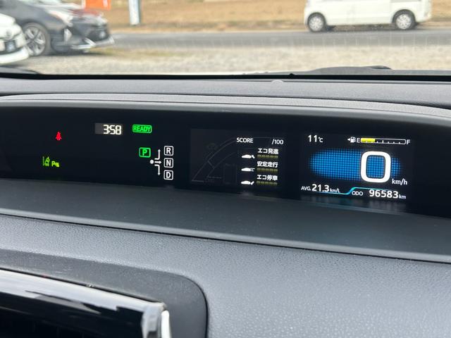 プリウス Ｓセーフティプラス　１年保証付き／モデリスタエアロ／禁煙車／レーダークルーズ／クリアランスソナー／純正ナビ／フルセグＴＶ／Ｂｌｕｅｔｏｏｔｈ再生／バックカメラ／ＥＴＣ／フォグランプ／革巻きステアリング（35枚目）