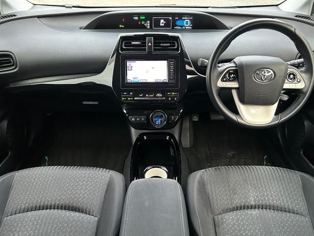 プリウス Ｓセーフティプラス　１年保証付き／モデリスタエアロ／禁煙車／レーダークルーズ／クリアランスソナー／純正ナビ／フルセグＴＶ／Ｂｌｕｅｔｏｏｔｈ再生／バックカメラ／ＥＴＣ／フォグランプ／革巻きステアリング（39枚目）