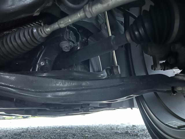 プリウス Ｓセーフティプラス　１年保証付き／モデリスタエアロ／禁煙車／レーダークルーズ／クリアランスソナー／純正ナビ／フルセグＴＶ／Ｂｌｕｅｔｏｏｔｈ再生／バックカメラ／ＥＴＣ／フォグランプ／革巻きステアリング（50枚目）