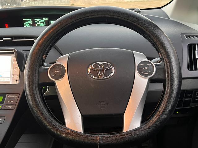 プリウス Ｓツーリングセレクション　１年保証付／禁煙車／純正ナビ／バックカメラ／ＴＶ視聴／ＥＴＣ／ＬＥＤヘッドライト／フォグランプ／メッキガーニッシュ／純正グレード専用１７ＡＷ／ヘッドライトウォッシャー／ＣＤ再生／オートライト（44枚目）