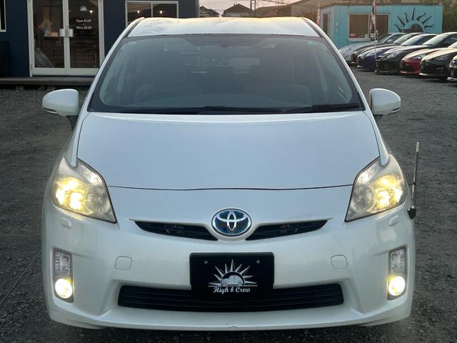 プリウス Ｓツーリングセレクション　１年保証付／カロッツェリアナビ／フルセグＴＶ／Ｂｌｕｅｔｏｏｔｈ再生／バックカメラ／ＥＴＣ／グレード専用１７ＡＷ／ＬＥＤヘッドライト／フォグランプ／ヘッドライトウォッシャー／オートライト／スマートキー（7枚目）