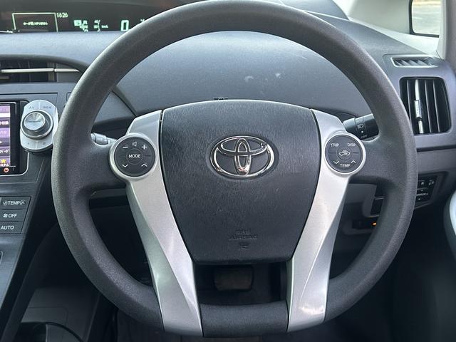 プリウス Ｓツーリングセレクション　１年保証付／カロッツェリアナビ／フルセグＴＶ／Ｂｌｕｅｔｏｏｔｈ再生／バックカメラ／ＥＴＣ／グレード専用１７ＡＷ／ＬＥＤヘッドライト／フォグランプ／ヘッドライトウォッシャー／オートライト／スマートキー（23枚目）