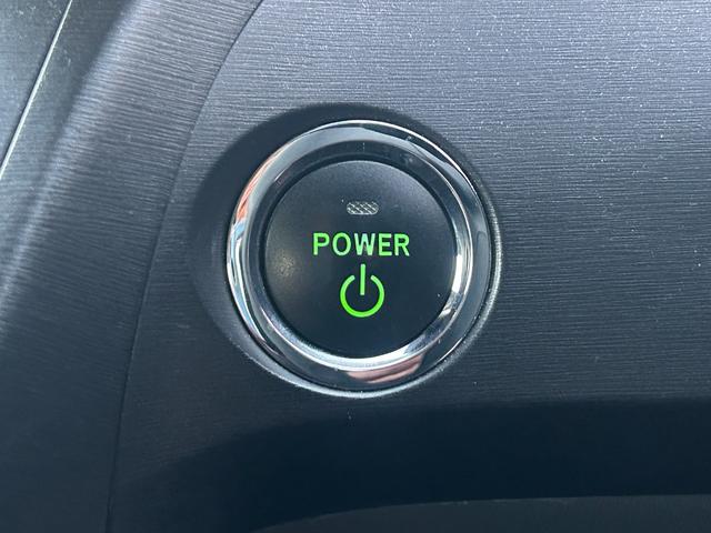 プリウス Ｓツーリングセレクション　１年保証付／カロッツェリアナビ／フルセグＴＶ／Ｂｌｕｅｔｏｏｔｈ再生／バックカメラ／ＥＴＣ／グレード専用１７ＡＷ／ＬＥＤヘッドライト／フォグランプ／ヘッドライトウォッシャー／オートライト／スマートキー（37枚目）