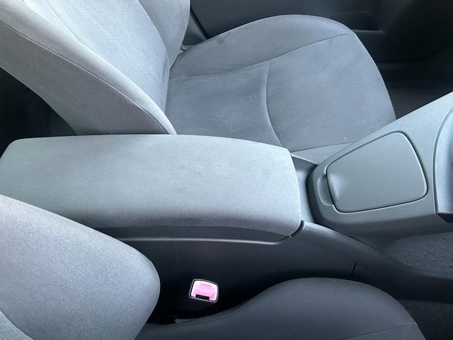 プリウス Ｓツーリングセレクション　１年保証付／カロッツェリアナビ／フルセグＴＶ／Ｂｌｕｅｔｏｏｔｈ再生／バックカメラ／ＥＴＣ／グレード専用１７ＡＷ／ＬＥＤヘッドライト／フォグランプ／ヘッドライトウォッシャー／オートライト／スマートキー（38枚目）