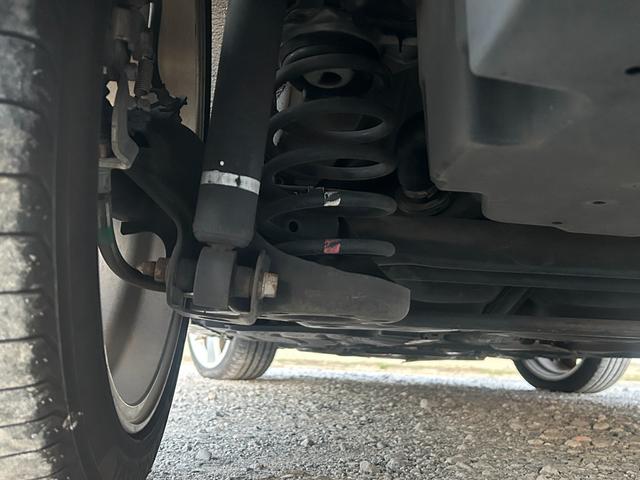 プリウス Ｓツーリングセレクション　１年保証付／カロッツェリアナビ／フルセグＴＶ／Ｂｌｕｅｔｏｏｔｈ再生／バックカメラ／ＥＴＣ／グレード専用１７ＡＷ／ＬＥＤヘッドライト／フォグランプ／ヘッドライトウォッシャー／オートライト／スマートキー（45枚目）