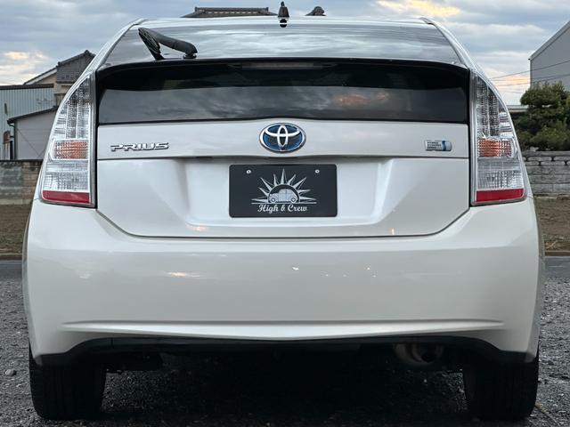 プリウス Sツーリングセレクション 1年保証付/純正ナビ/TV視聴/LEDヘッドライト/フォグランプ/ETC/CD・DVD再生/オートライト/電格ミラー/スマートキー/パワーウィンドウ/衝突安全ボディ/盗難防止システム(11枚目)