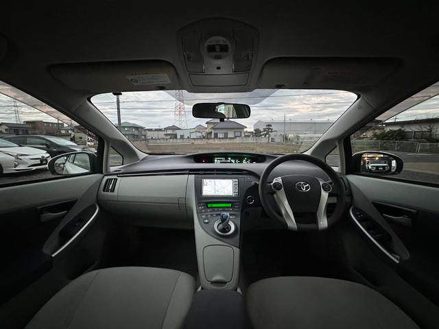 プリウス Sツーリングセレクション 1年保証付/純正ナビ/TV視聴/LEDヘッドライト/フォグランプ/ETC/CD・DVD再生/オートライト/電格ミラー/スマートキー/パワーウィンドウ/衝突安全ボディ/盗難防止システム(50枚目)