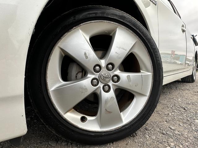 プリウス Ｇツーリングセレクション　１年保証付き／純正ナビ／ＬＥＤヘッドライト／フォグランプ／ＥＴＣ／クルコン／ドラレコ／Ｂカメラ／ＢＴ再生／ＴＶ視聴／ＣＤ・ＤＶＤ再生／オートライト／スマートキー／電動格納ミラー／パワーウィンドウ（16枚目）