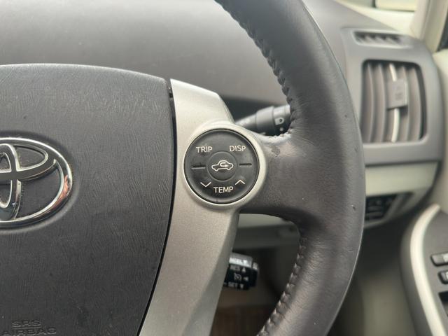 プリウス Ｇツーリングセレクション　１年保証付き／純正ナビ／ＬＥＤヘッドライト／フォグランプ／ＥＴＣ／クルコン／ドラレコ／Ｂカメラ／ＢＴ再生／ＴＶ視聴／ＣＤ・ＤＶＤ再生／オートライト／スマートキー／電動格納ミラー／パワーウィンドウ（26枚目）