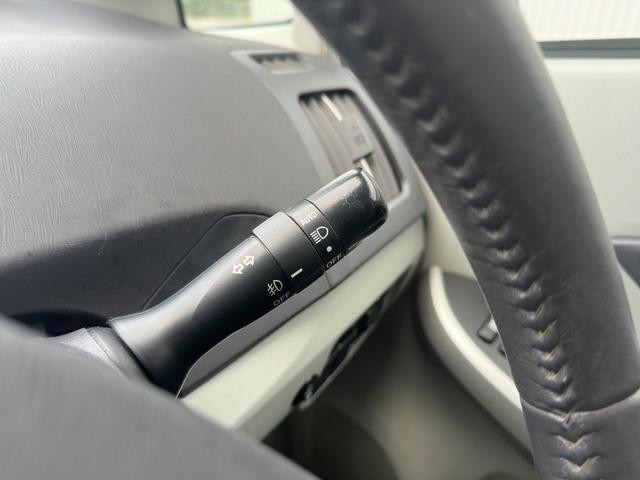 プリウス Ｇツーリングセレクション　１年保証付き／純正ナビ／ＬＥＤヘッドライト／フォグランプ／ＥＴＣ／クルコン／ドラレコ／Ｂカメラ／ＢＴ再生／ＴＶ視聴／ＣＤ・ＤＶＤ再生／オートライト／スマートキー／電動格納ミラー／パワーウィンドウ（28枚目）