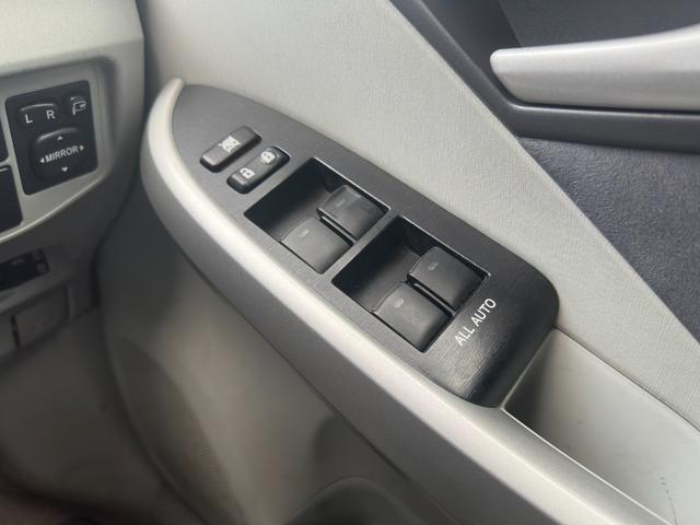 プリウス Ｇツーリングセレクション　１年保証付き／純正ナビ／ＬＥＤヘッドライト／フォグランプ／ＥＴＣ／クルコン／ドラレコ／Ｂカメラ／ＢＴ再生／ＴＶ視聴／ＣＤ・ＤＶＤ再生／オートライト／スマートキー／電動格納ミラー／パワーウィンドウ（30枚目）