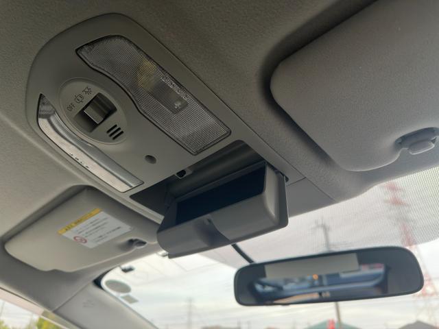 プリウス Ｇツーリングセレクション　１年保証付き／純正ナビ／ＬＥＤヘッドライト／フォグランプ／ＥＴＣ／クルコン／ドラレコ／Ｂカメラ／ＢＴ再生／ＴＶ視聴／ＣＤ・ＤＶＤ再生／オートライト／スマートキー／電動格納ミラー／パワーウィンドウ（45枚目）