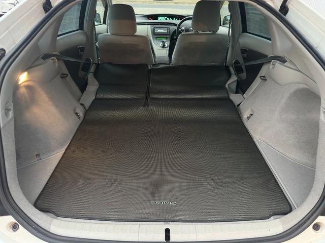 プリウス Ｇツーリングセレクション　１年保証付き／純正ナビ／ＬＥＤヘッドライト／フォグランプ／ＥＴＣ／クルコン／ドラレコ／Ｂカメラ／ＢＴ再生／ＴＶ視聴／ＣＤ・ＤＶＤ再生／オートライト／スマートキー／電動格納ミラー／パワーウィンドウ（49枚目）