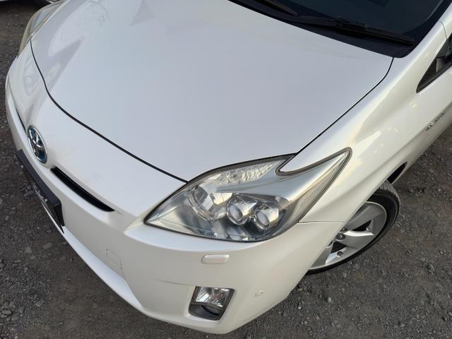 プリウス Ｓツーリングセレクション　１年保証付き／禁煙車／純正ナビ／ＬＥＤヘッドライト／フォグランプ／ＥＴＣ／Ｂカメラ／ＢＴ再生／ＴＶ視聴／ＣＤ・ＤＶＤ再生／ステアリングスイッチ／スマートキー／オートライト／パワーウィンドウ／電格ミラー（15枚目）