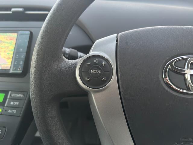 プリウス Ｓツーリングセレクション　１年保証付き／禁煙車／ＬＥＤヘッドライト／フォグランプ／ＥＴＣ／フルセグＴＶ／ＢＴ再生／ＣＤ・ＤＶＤ再生／オートライト／ステアリングスイッチ／パワーウィンドウ／電格ミラー／スマートキー／衝突安全ボディ（25枚目）