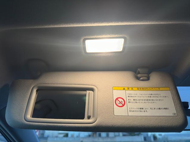 プリウス Ｓツーリングセレクション　１年保証付き／禁煙車／ＬＥＤヘッドライト／フォグランプ／ＥＴＣ／フルセグＴＶ／ＢＴ再生／ＣＤ・ＤＶＤ再生／オートライト／ステアリングスイッチ／パワーウィンドウ／電格ミラー／スマートキー／衝突安全ボディ（45枚目）