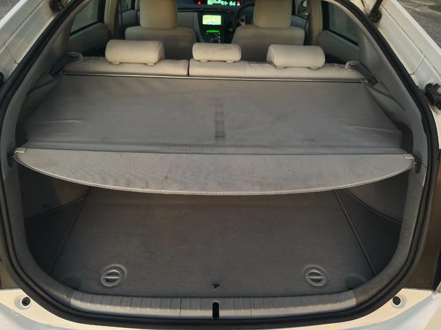 プリウス Ｓツーリングセレクション　１年保証付き／禁煙車／ＬＥＤヘッドライト／フォグランプ／ＥＴＣ／フルセグＴＶ／ＢＴ再生／ＣＤ・ＤＶＤ再生／オートライト／ステアリングスイッチ／パワーウィンドウ／電格ミラー／スマートキー／衝突安全ボディ（50枚目）