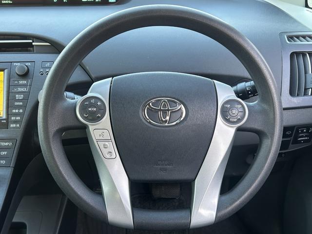 プリウス Ｓツーリングセレクション　１年保証付き／純正ナビ／ＬＥＤヘッドライト／フォグランプ／ＥＴＣ／バックカメラ／ＢＴ再生／フルセグＴＶ／ＣＤ・ＤＶＤ再生／ステアリングスイッチ／スマートキー／オートライト／パワーウィンドウ／電格ミラー（29枚目）