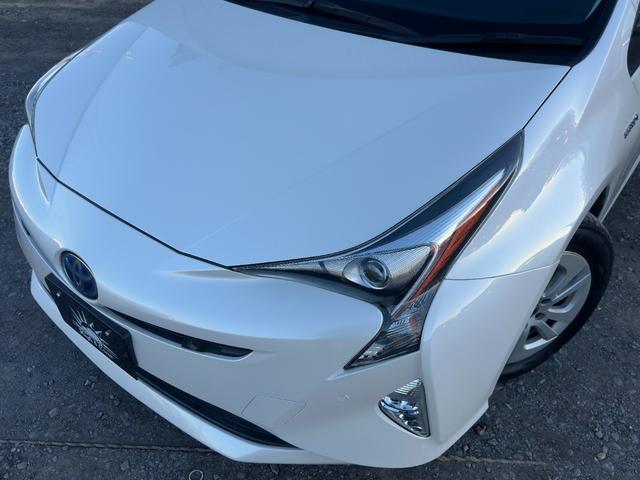 プリウス Ｓセーフティプラス　１年保証付き／禁煙車／トヨタセーフティセンス／クリアランスソナー／ドラレコ／ＬＥＤヘッド／フォグ／ＥＴＣ／Ｂカメラ／フルセグＴＶ／ＢＴ再生／クルコン／ＣＤ・ＤＶＤ再生／オートライト／電動格納ミラー／（15枚目）