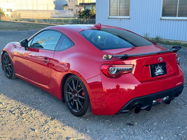 ８６ ＧＴリミテッド　ブラックパッケージ　１年保証付き／クスコ車高調／ＨＤМＩ／シートヒーター／ドラレコ／ＬＥＤヘッド／フォグ／ＥＴＣ／社外ナビ／フルセグ／Ｂカメラ／ＢＴ再生／ハーフレザー／オートライト／ＣＤ・ＤＶＤ再生／ステアリングスイッチ（11枚目）