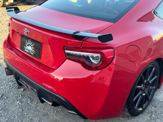 ８６ ＧＴリミテッド　ブラックパッケージ　１年保証付き／クスコ車高調／ＨＤМＩ／シートヒーター／ドラレコ／ＬＥＤヘッド／フォグ／ＥＴＣ／社外ナビ／フルセグ／Ｂカメラ／ＢＴ再生／ハーフレザー／オートライト／ＣＤ・ＤＶＤ再生／ステアリングスイッチ（18枚目）