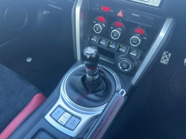 ８６ ＧＴリミテッド　ブラックパッケージ　１年保証付き／クスコ車高調／ＨＤМＩ／シートヒーター／ドラレコ／ＬＥＤヘッド／フォグ／ＥＴＣ／社外ナビ／フルセグ／Ｂカメラ／ＢＴ再生／ハーフレザー／オートライト／ＣＤ・ＤＶＤ再生／ステアリングスイッチ（43枚目）