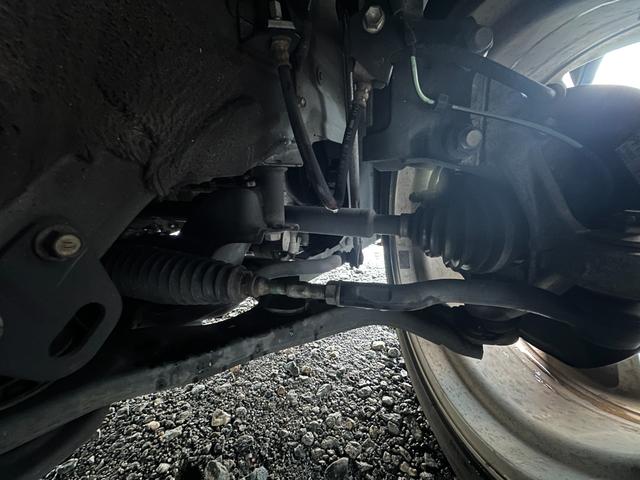 プリウス Sツーリングセレクション 1年保証付/純正ナビ/TV視聴/LEDヘッドライト/フォグランプ/ETC/CD・DVD再生/オートライト/電格ミラー/スマートキー/パワーウィンドウ/衝突安全ボディ/盗難防止システム(17枚目)