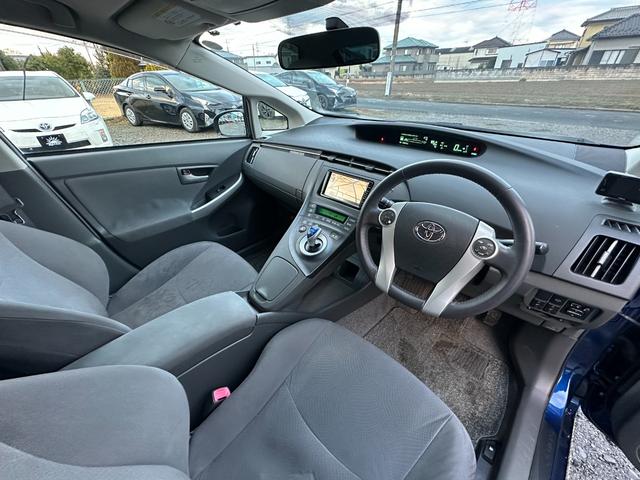 プリウス Sツーリングセレクション 1年保証付/純正ナビ/TV視聴/LEDヘッドライト/フォグランプ/ETC/CD・DVD再生/オートライト/電格ミラー/スマートキー/パワーウィンドウ/衝突安全ボディ/盗難防止システム(22枚目)