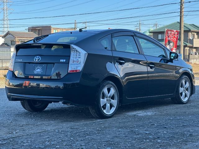 プリウス Gツーリングセレクションレザーパッケージ 1年保証付き/純正ナビ/革/シートヒーター/禁煙車/HUD/LEDヘッドライト/フォグ/ETC/Bカメラ/BT再生/クルコン/フルセグTV/CD・DVD/オートライト/ステアリングスイッチ/電格ミラー(10枚目)