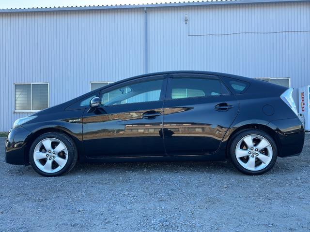 プリウス Gツーリングセレクションレザーパッケージ 1年保証付き/純正ナビ/革/シートヒーター/禁煙車/HUD/LEDヘッドライト/フォグ/ETC/Bカメラ/BT再生/クルコン/フルセグTV/CD・DVD/オートライト/ステアリングスイッチ/電格ミラー(13枚目)