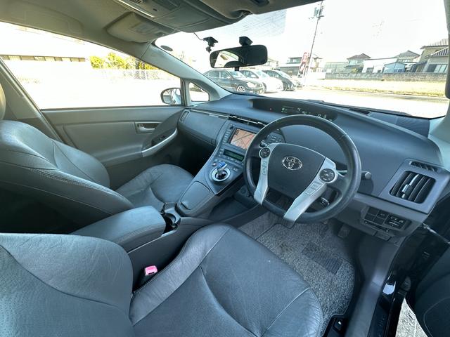 プリウス Gツーリングセレクションレザーパッケージ 1年保証付き/純正ナビ/革/シートヒーター/禁煙車/HUD/LEDヘッドライト/フォグ/ETC/Bカメラ/BT再生/クルコン/フルセグTV/CD・DVD/オートライト/ステアリングスイッチ/電格ミラー(22枚目)