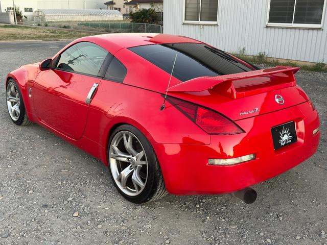 フェアレディＺ バージョンＳ　６ＭＴ／フルスケールメーター交換／ＮＩＳＭＯバンパー／ＮＩＳＭＯウイング／ＮＩＳＭＯ軽量フラホ／トラスト車高調／純ＯＰＭＯＭＯステ／ステンレスマフラー／Ｚ３４ホイール／ＢＯＳＥサウンド／ブレンボ（11枚目）